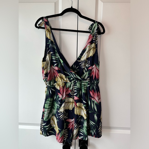 Superdown Penelope Palm Front Wrap Romper Navy (Size L) - Picture 5 of 9